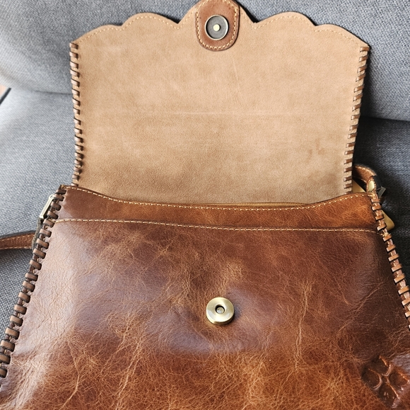 PATRICIA NASH Sorola Leather Crossbody with Coral Bouquet - Picture 8 of 13